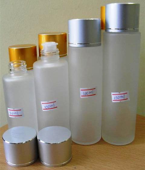 ขวดแก้ว ฝาทอง/เงินใหญ่บิดเกลียว 120 ml