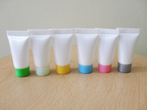 หลอดบีบ สีขาวมุก/ฝาสี