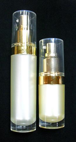 ขวดปั้มทอง (มุก) 30ml