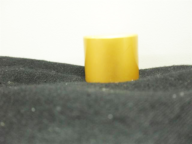 ฝาเกลียวอลูทองด้านขวดอโรมา aluminiumcap matt gold