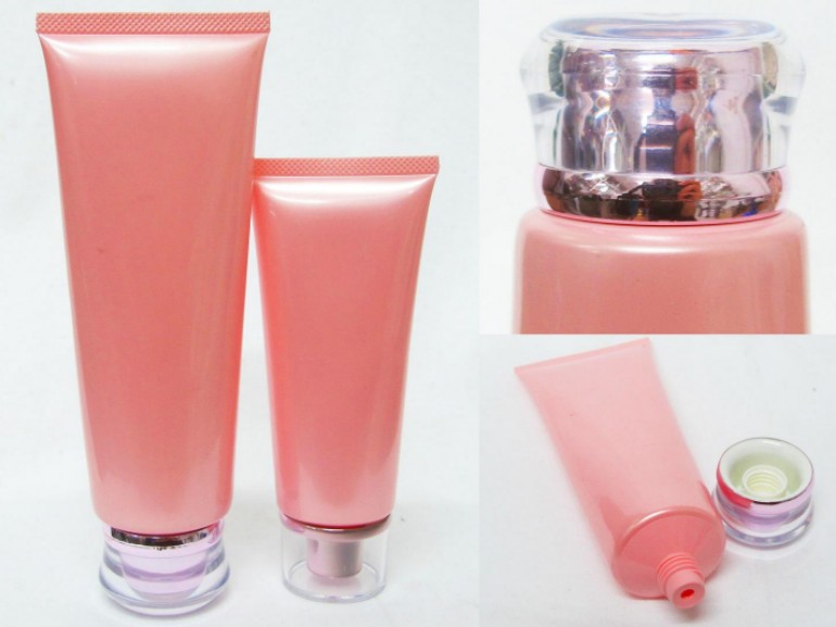หลอดบีบโฟมสีชมพู+ฝาอคลิลิคกลมใสสีชมพูเงาจุกใหญ่ 120กรัม