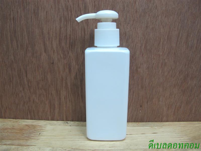 pet เหลี่ยม SB 180สีขาว+หัวปั้มกระดุมงาช้างสีขาวแป้ง 24มม.