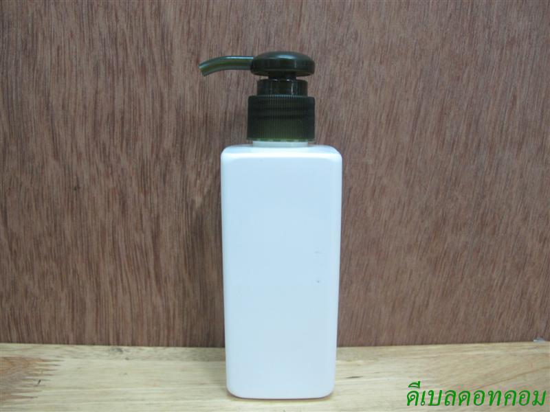 pet เหลี่ยม SB 180สีขาว+หัวปั้มกระดุมงาช้างสีเขียวมะกอก 24มม.