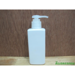 pet เหลี่ยม SB 180สีขาว+หัวปั้มกระดุมงาช้างสีใส 24มม.