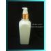 ขวดpetขาวแป้งเหลี่ยมฐานแคบหัวปั้มขาวทองลาย 150 ml