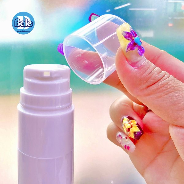 ขวดปั๊มยาสีฟัน(สุญญากาศ) สีขาวหัวปั๊มขาวฝาครอบใส db96 50ml.