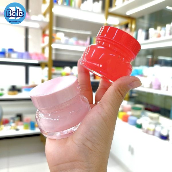 กระปุกครีมไหล่มน สีแดงฝาแดงเงา สีแดงฝาแดง, ขาวฝาขาว, ชมพูฝาชมพู 15g. k0429