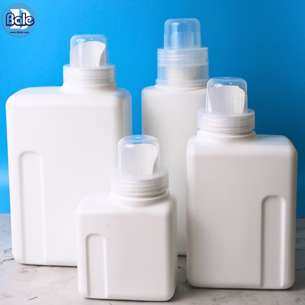 ขวดน้ำยาซักผ้า สีขาวฝาใส 250ml. gal22