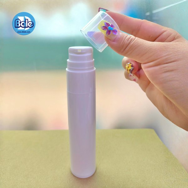 ขวดปั๊มยาสีฟัน(สุญญากาศ) สีขาวหัวปั๊มขาวฝาครอบใส db96 50ml.