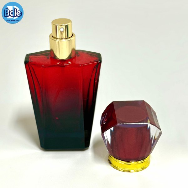 ขวดแก้วน้ำหอมทรงเพชร สีน้ำเงิน, ม่วง, แดง, ส้ม, เขียว, ชมพู jpf187 30ml.