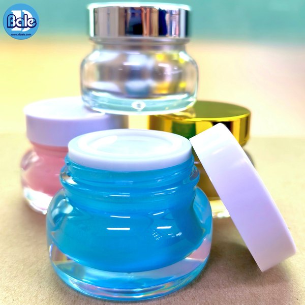 กระปุกครีมไหล่มน สีชมพูฝาขาว, ฟ้าฝาขาว, ทองฝาทอง, เงินฝาเงิน 10g. k0429