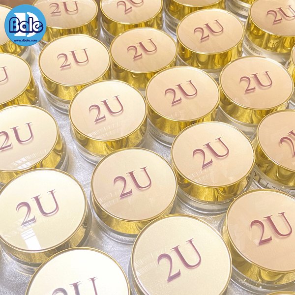 รับผลิตพร้อมสกรีนกระปุกอะคริลิค
