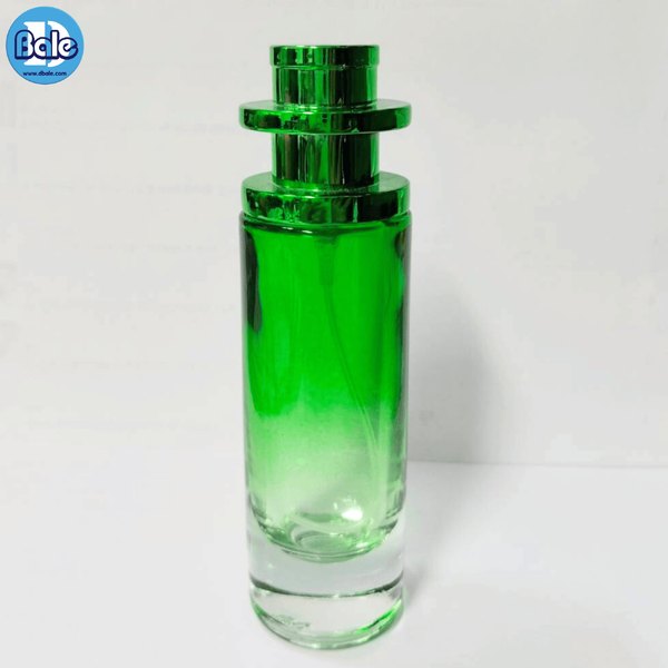 ขวดแก้วสเปรย์ UFO สีเขียวไล่สี, น้ำเงินไล่สี, เหลืองไล่สี, ม่วงไล่สี jpf174 30ml.
