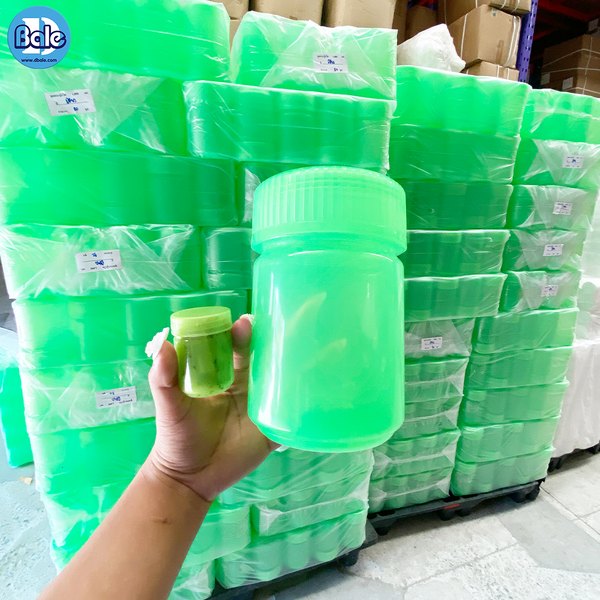 รับผลิตพร้อมทำสีใหม่ขวดยาดมยักษ์ 1000