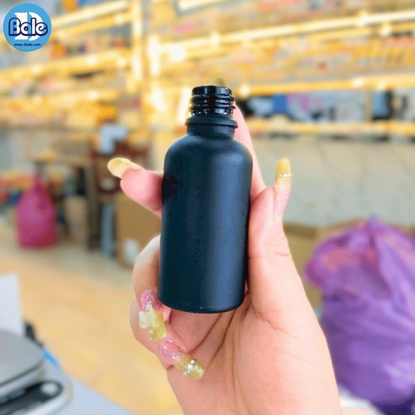 ขวดแก้วอโรมา สีดำขุ่น 30ml. jyblf
