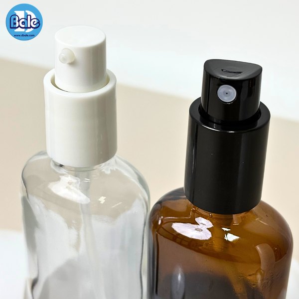 ขวดแก้วทรงแบน+หัวปั๊ม สีใส, ชาใส 50ml. c012